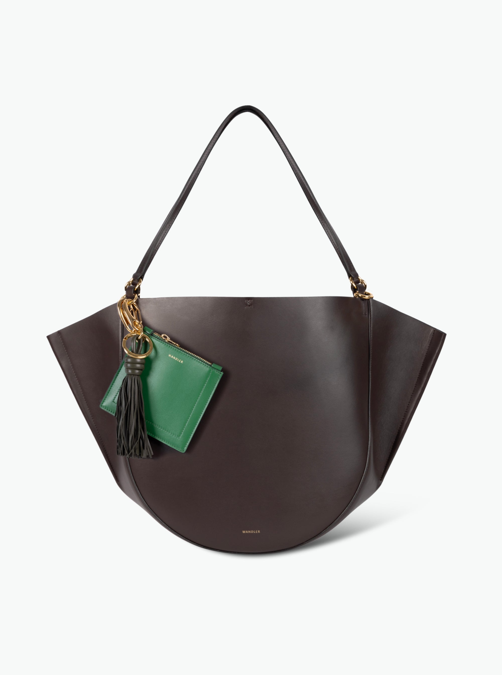 タッセルバッグチャーム　　　No.759 タッセル バッグチャーム - OLIVE | 【Wandler】ワンドラー公式サイト