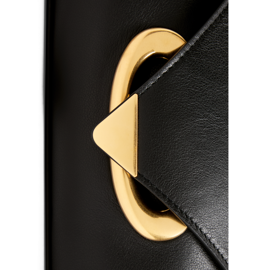 ヴェネト ショルダーバッグ - BLACK