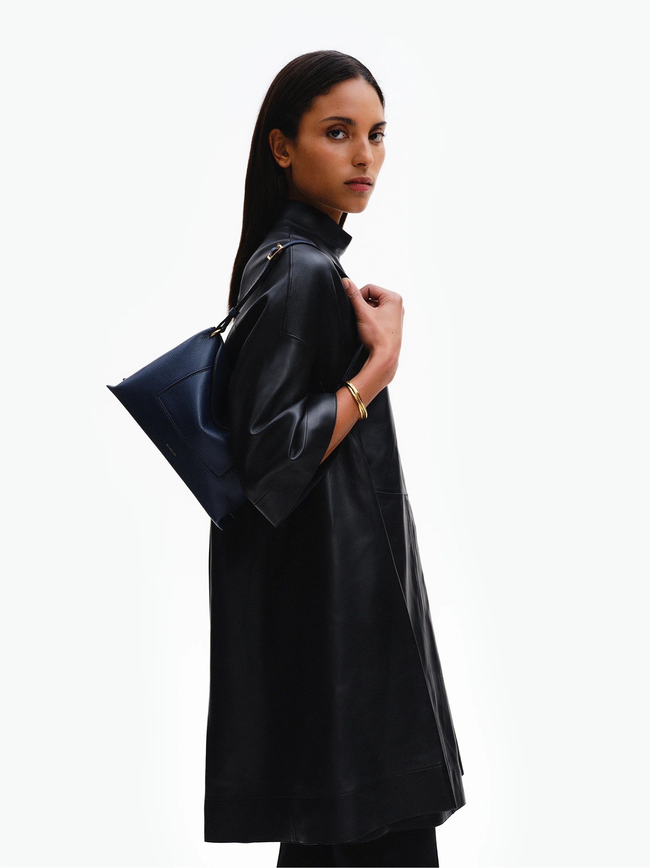 ペネロペ スラウチバッグ - ORION CRUST | 【Wandler】ワンドラー公式