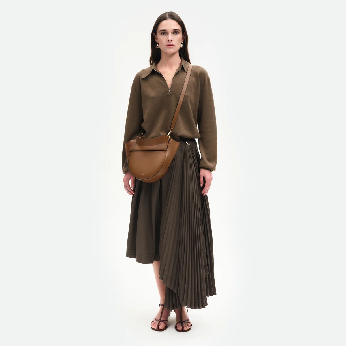 ホルテンシア ミディアム ハンドバッグ - SADDLE | 【Wandler