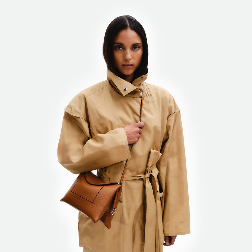 ペネロペ スラウチバッグ - TAN CRUST | 【Wandler】ワンドラー公式サイト